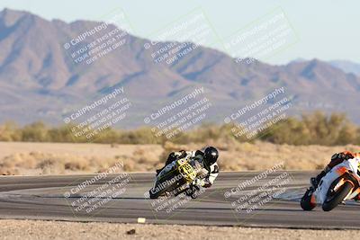 media/Dec-07-2025-CVMA (Sun) [[3e7d2de5dc]]/Race 17-Amateur Formula Middleweight/